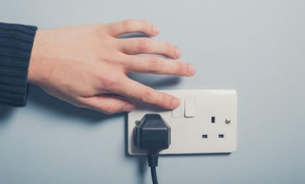 تعویض کلید و پریز و انواع آنها