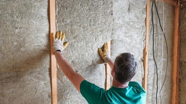 عایق رطوبتی چیست و چه کاربردهایی دارد؟